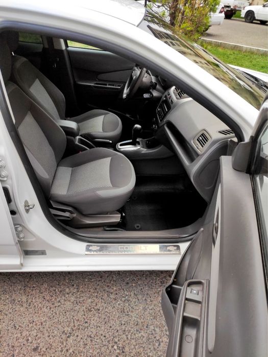 Chevrolet Cobalt 2015 — 6