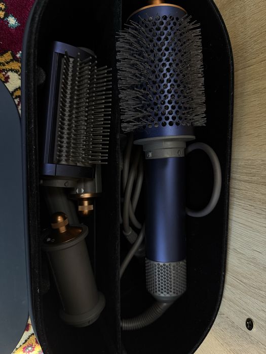 Продам Dyson оригинал