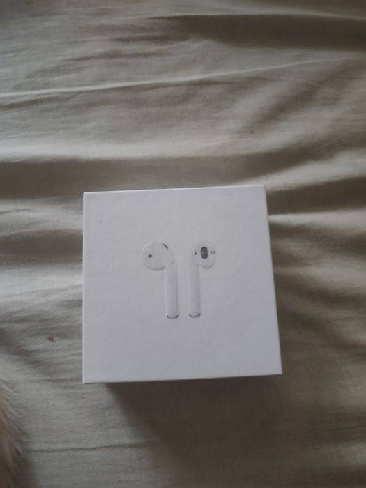 Наушники airpods