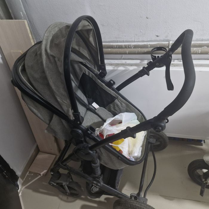 Продам детскую коляску