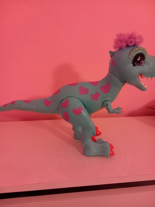 Динозавърчето Тити