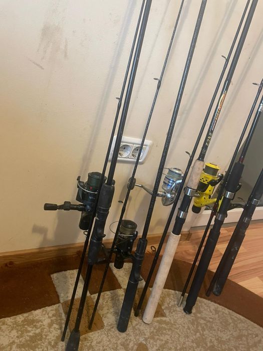 Se vand 5 lansete echipate cu fir textil au