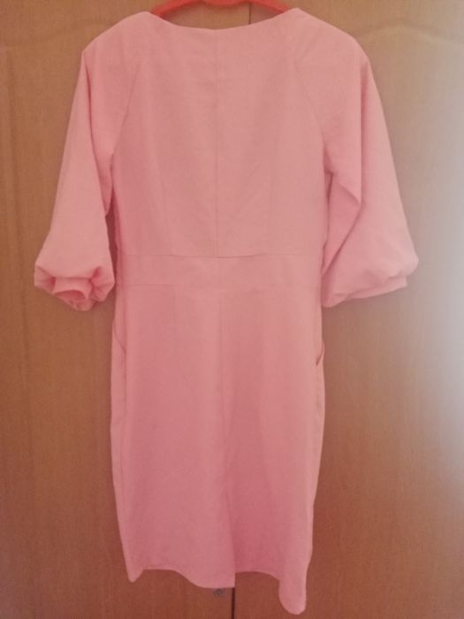 Koʻylaklar sotiladi