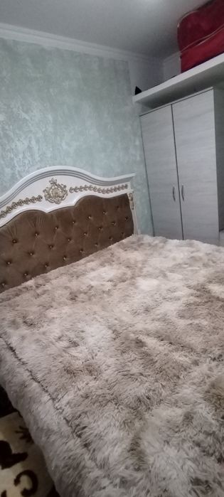 Sirochni. Obshijit uy sotiladi.