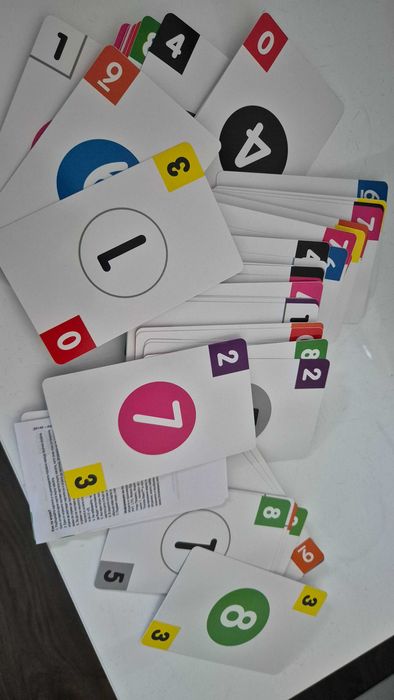 Детска игра Buki: Математическа везна, Карти Thinkle Stars