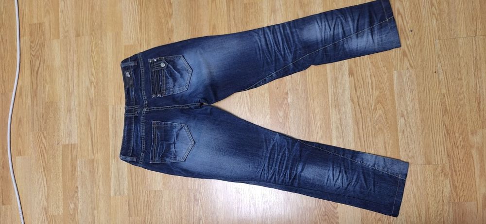 Дамски дънки, тъмносини цена 20 лв