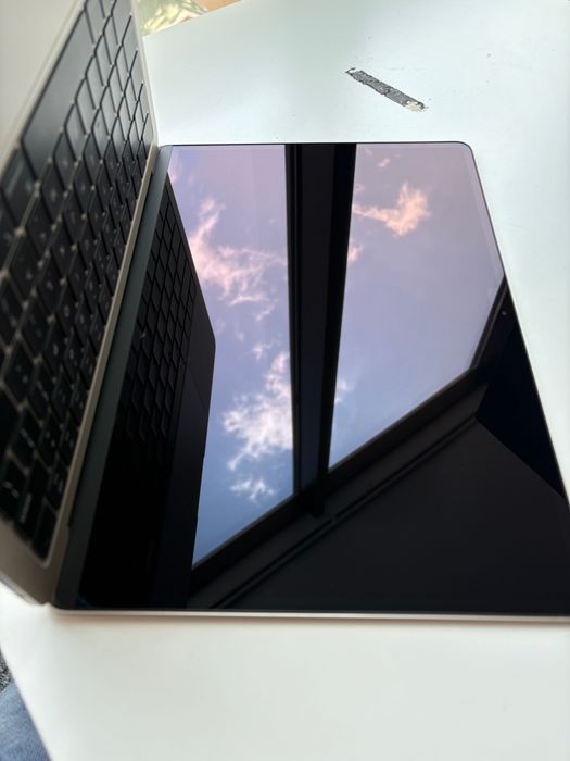 Apple Macbook Air 2022 13' M2 256GB