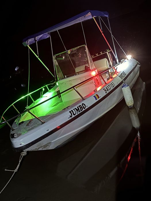 Barcă open Fiart Mare cu motor Mercury 40-60 cp