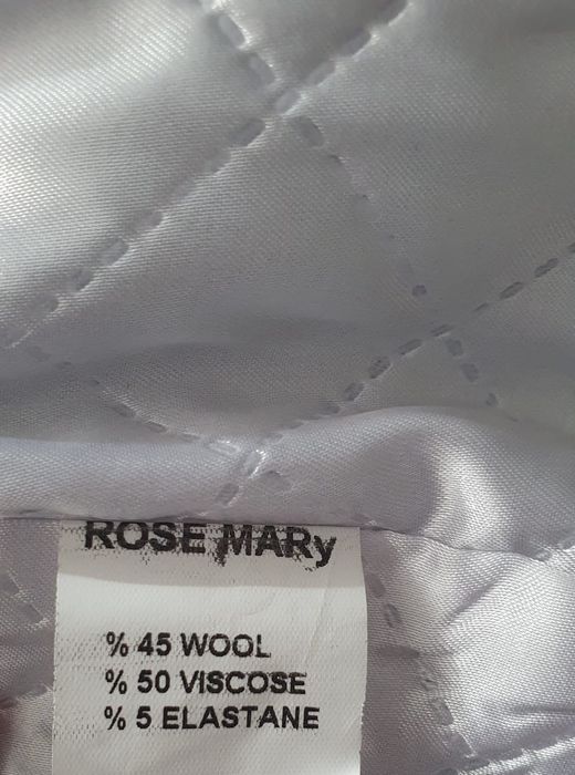 Se vinde palton Rose Mary calitate excelentă