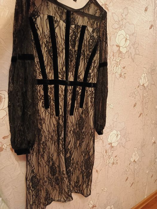 Вечерние платья 48/46 размера