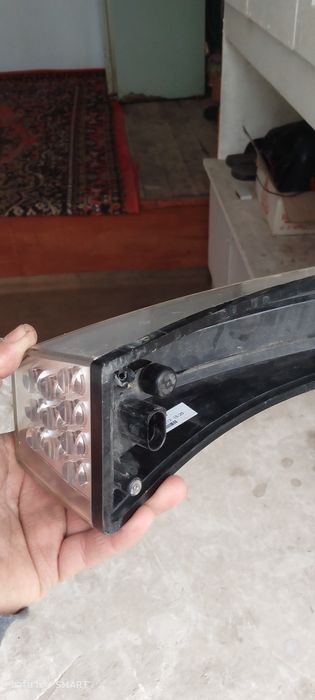 Вольво фура ёки машинани поворотник чироғи.