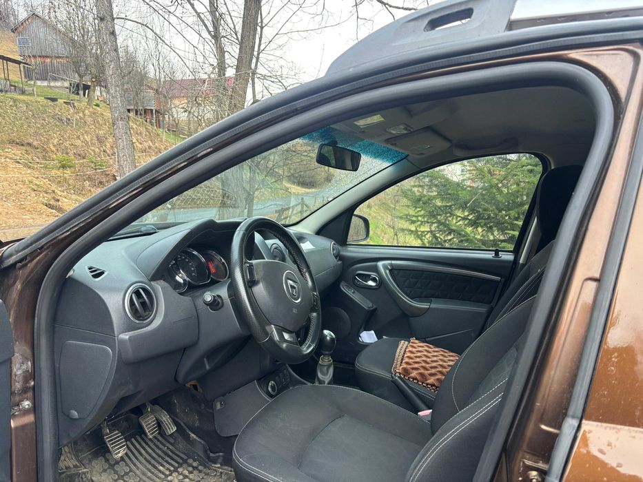 Vand dacia daster