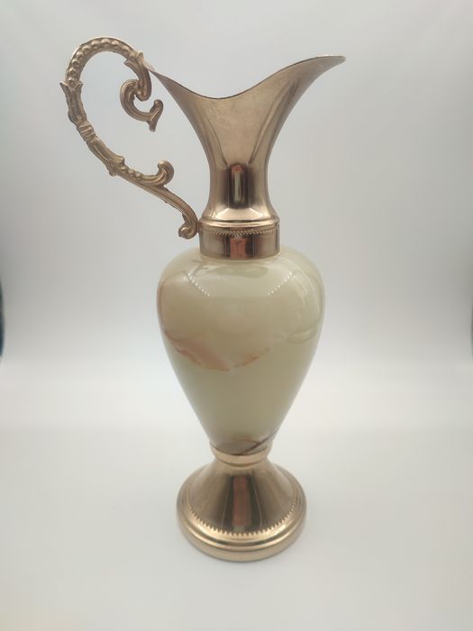 Винтидж урна за свещ от зелен мраморен оникс