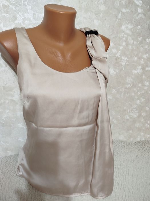 Set format din 2 tricouri fara mânecă elegante
