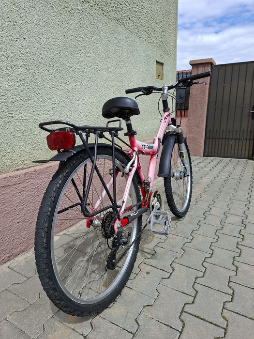 Bicicleta BC CT 300 din aluminiu , 21(7×3) viteze,roti 26