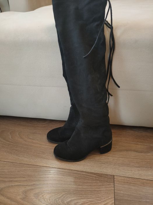 Велурени ботуши чизми