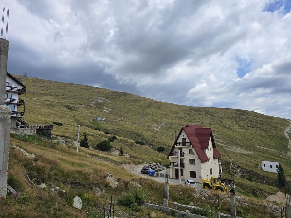 Proprietar Vand parcele Ranca