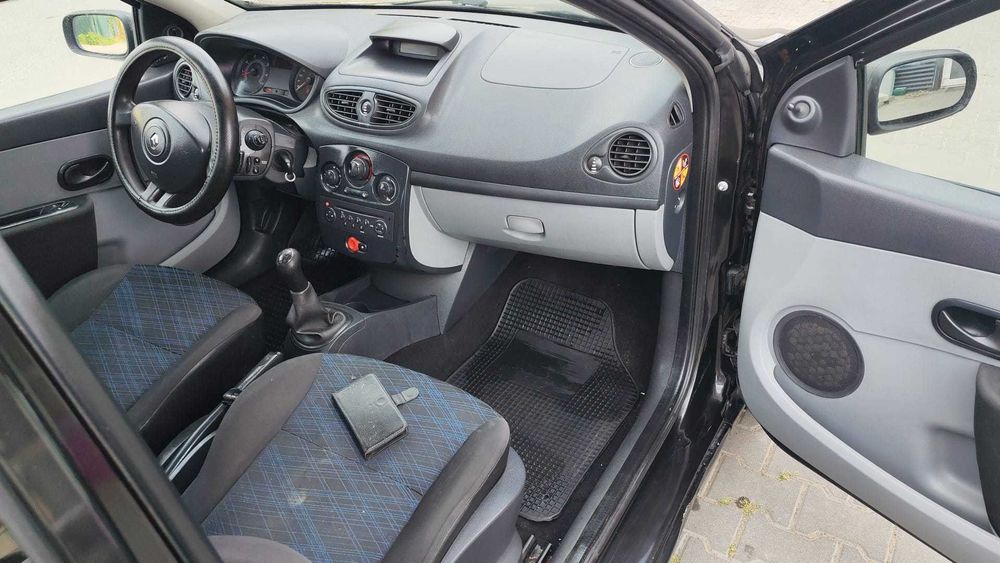 Renault clio 3 klimă ,fiscal, itp 08.2027 duster