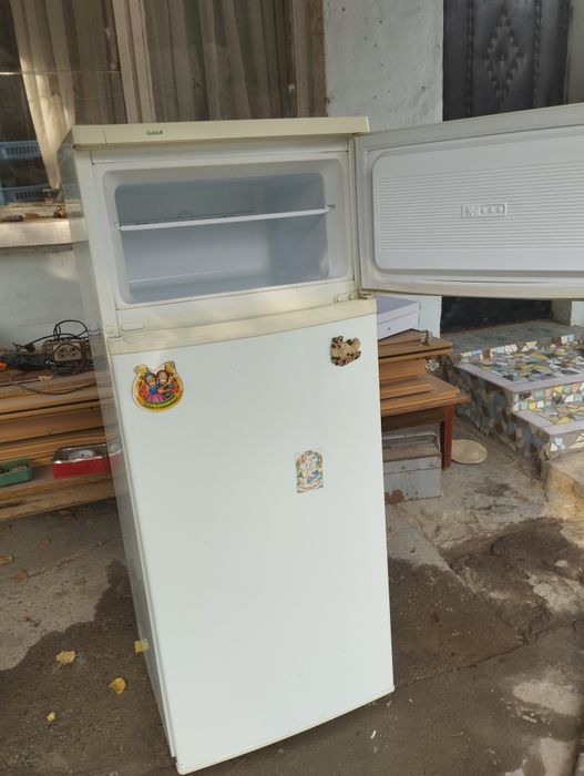 Срочно продам холодильник