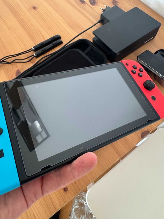 Nintendo Switch v2 Modat Chip - Card 128 GB - Pachet Complet