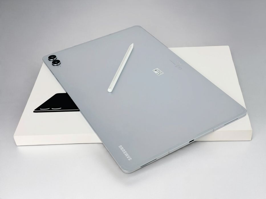 Таблет Samsung Galaxy Tab S11 Ultra 5G 256GB 12RAM Silver Перфектен! Гаранция!