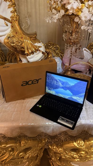 Ноутбук Acer i3 7020u