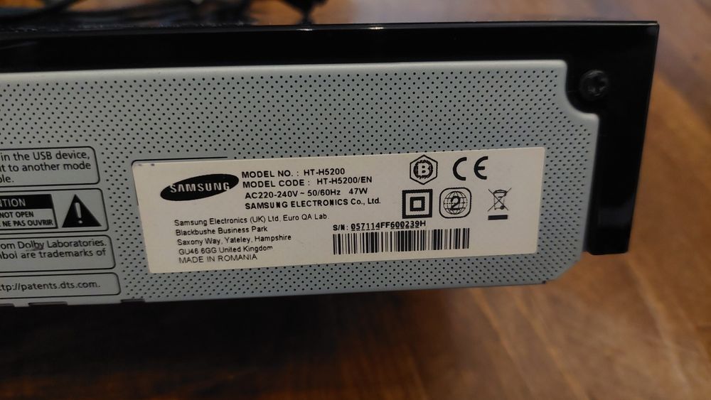 Sistem Home Cinema 2.1, 3D cu Blu-ray Samsung HT-H5200