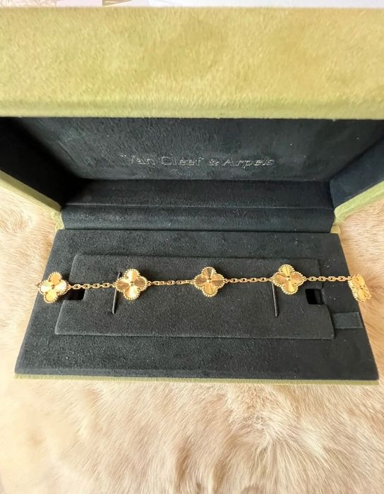 Van cleef arpels браслеты