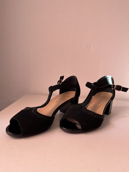 Босоножки на среднем каблуке | 37- размер