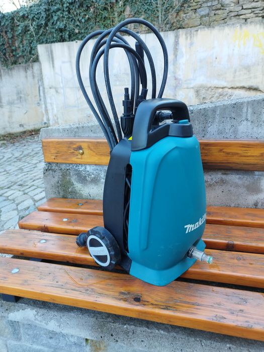Водоструйка MAKITA HW102