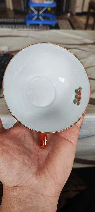 Уникална порцеланова чаша с чинийка за чай , кафе , мляко