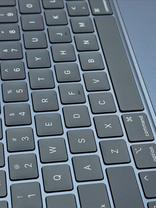 Macbook M2 АКБ-100%