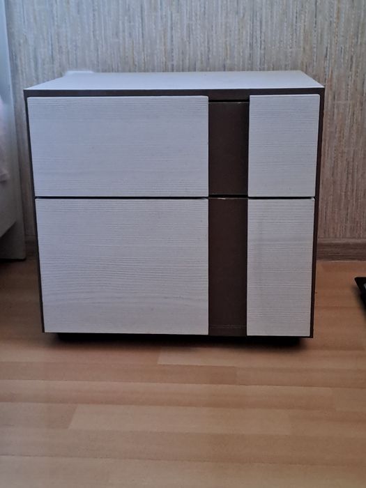 Продам спальный гарнитур