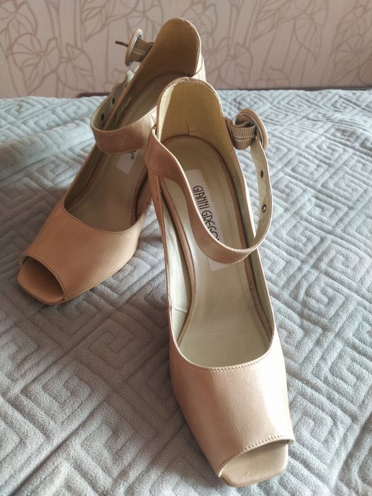 Кожаные босоножки Gianni Gregori