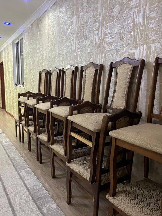Продам стулья шт4000