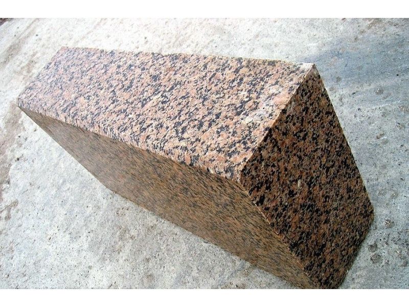 Гранитный поребрик,  бордюр