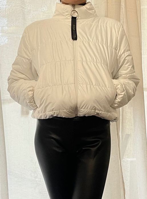 Geaca alba de toamna