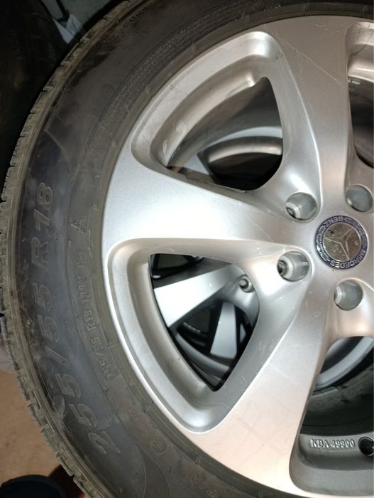 Автомобилни гуми пирели