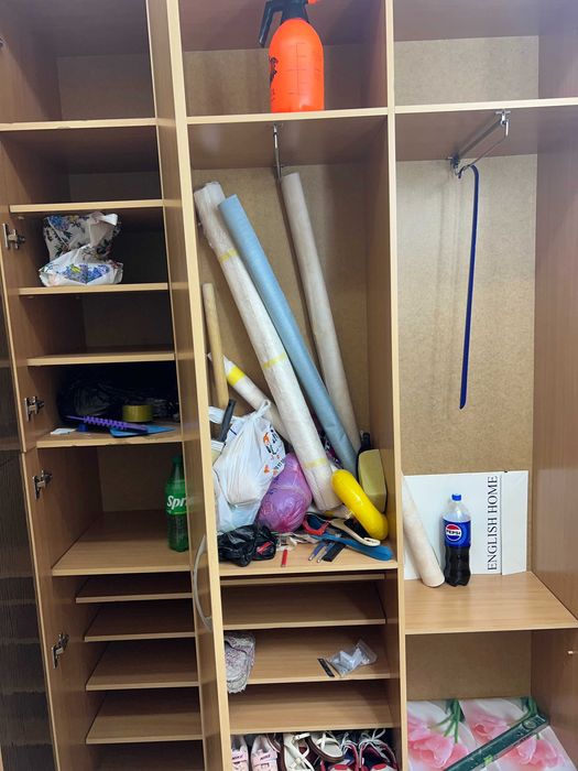 Большой шкаф в коридор