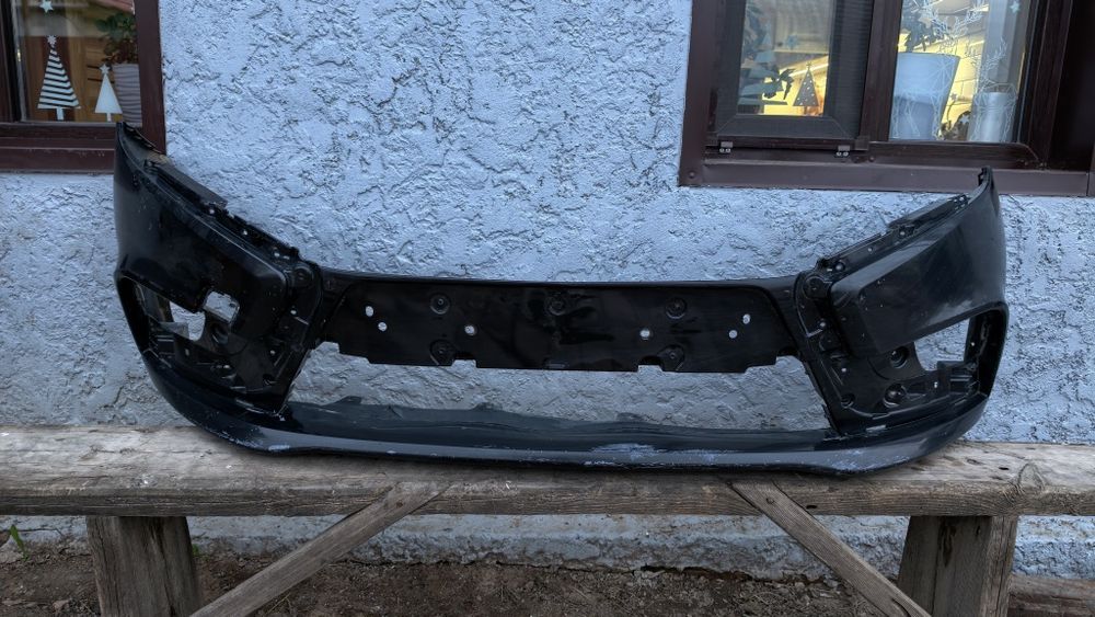 Продам передний бампер Лада Веста
