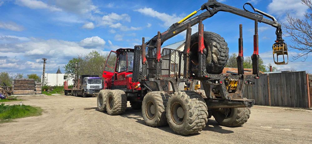Forwarder Komatsu 895
