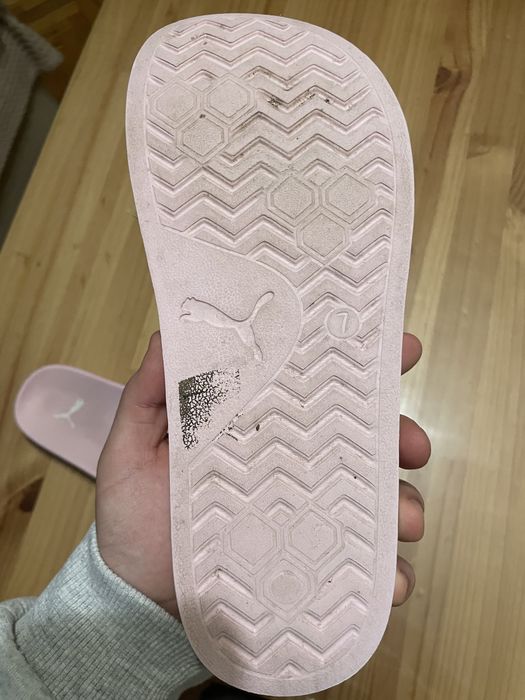 Дамски чехли на PUMA