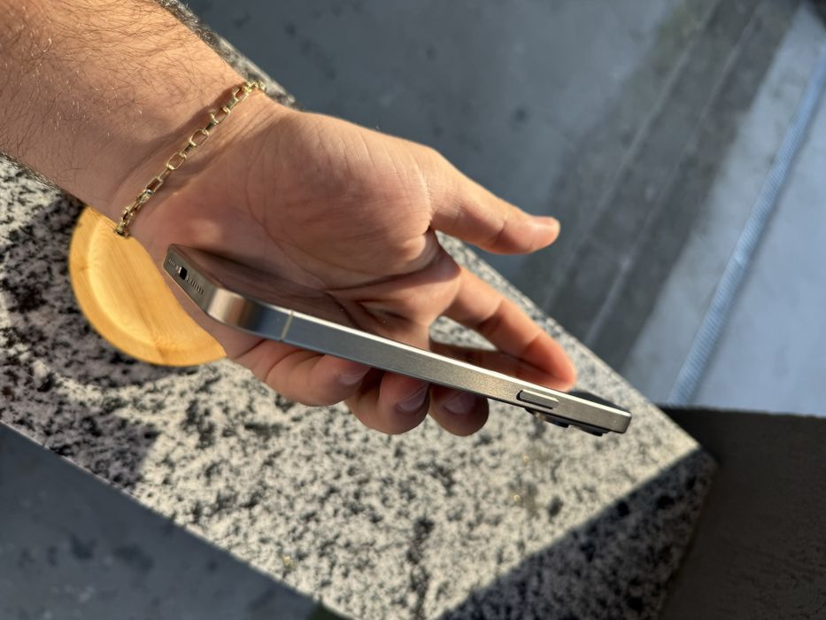 iPhone 15 Pro Max 512 GB, neverlocked