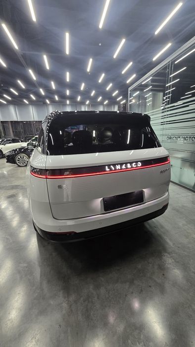 Lynk--£co-900-1.5 turbo-ultra. Aito Li Denza o'rniga. Zakazga.