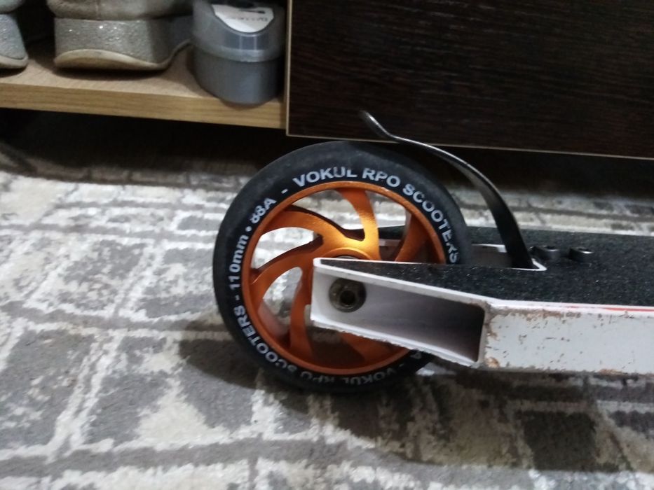 Трюкавой самокат