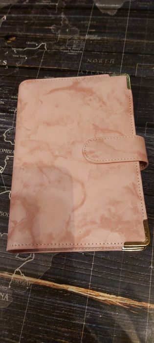 Финансов планер с 6 джоба.намален на 30лв
40лв.