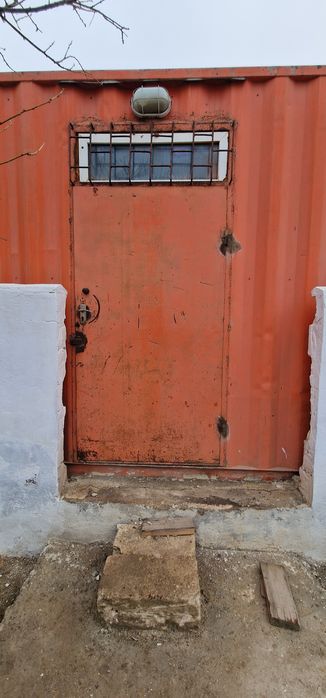 Контейнер 40т  іші жасалған.