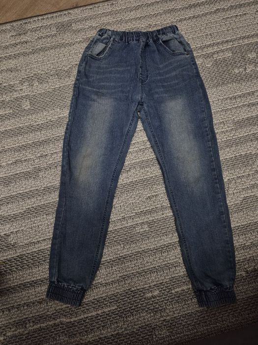 Джинсы новые фирменные