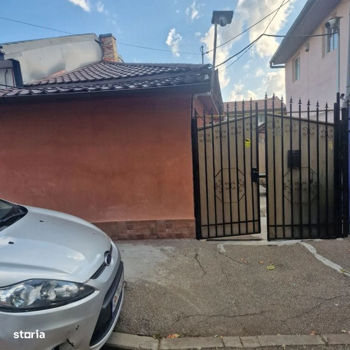 Casa 4 camere |Chitilei | Curte |PARCARE | Centrala | Aer conditionat