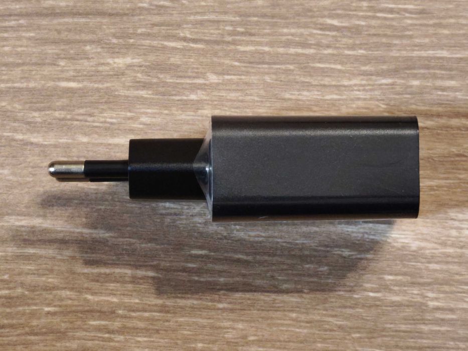 зарядни 5V, 1000mA, USB